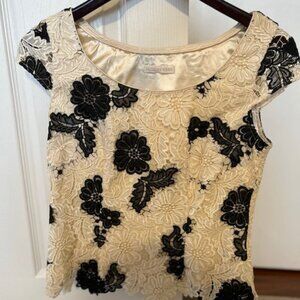 Jacques Vert lined crochet lace in size 8